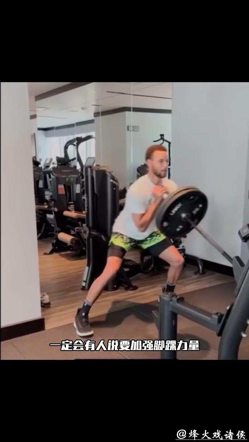 拜仁官宣托利索脚踝手术成功 4周后开始康复训练